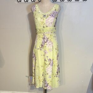 Elegant Floral Midi Dress in Soft Green and Lavender